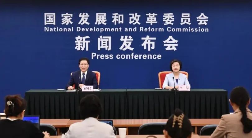 上半年猪肉进口80.8万吨！猪价低迷，国家发改委：指导各地同步收储、共同“托市”！