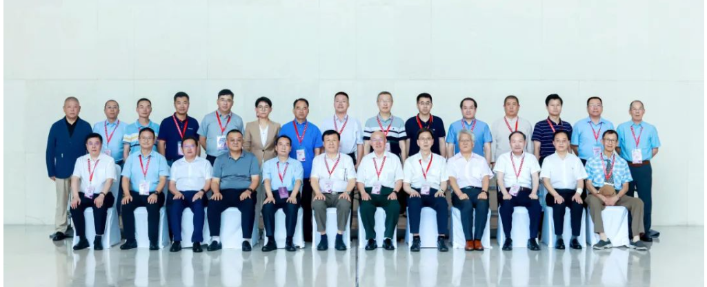 安佑集团总裁赵刚受邀出席第五届中国猪业科技大会暨中国畜牧兽医学会2023年学术年会